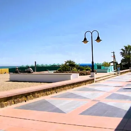 Crystalline View's Of Carihuela - 3 Bedrooms Penthouse Daire Torremolinos